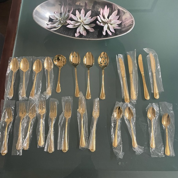 Rogers Gold Plated Flatware 24 pieces - Picture 1 of 9